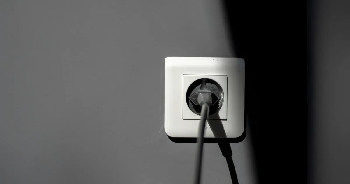Stekker in een wandcontactdoos, meer installatie heeft een plug-in thuisbatterij niet nodig